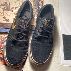 Stefan Janoski Nike skate shoes